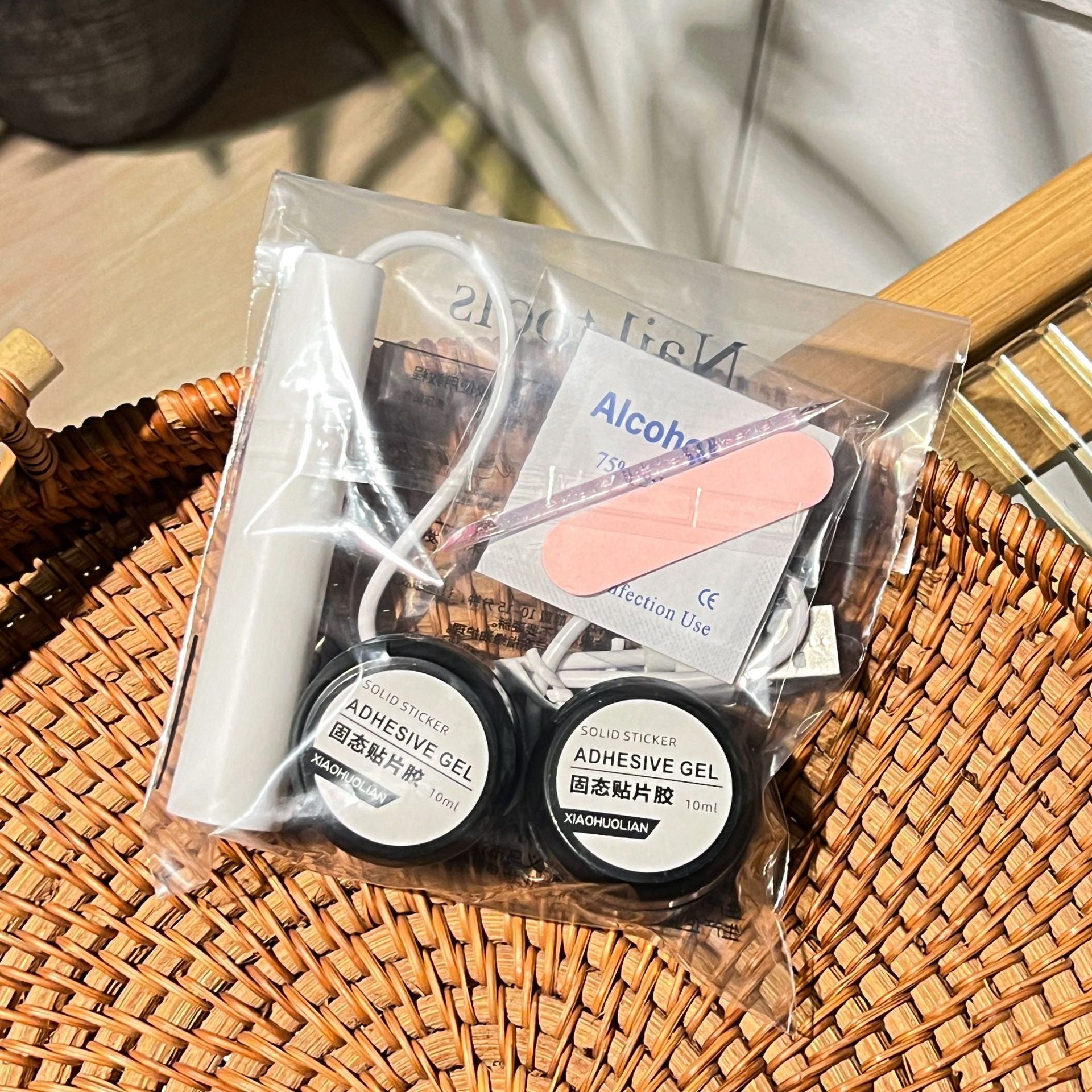 Nail Glue