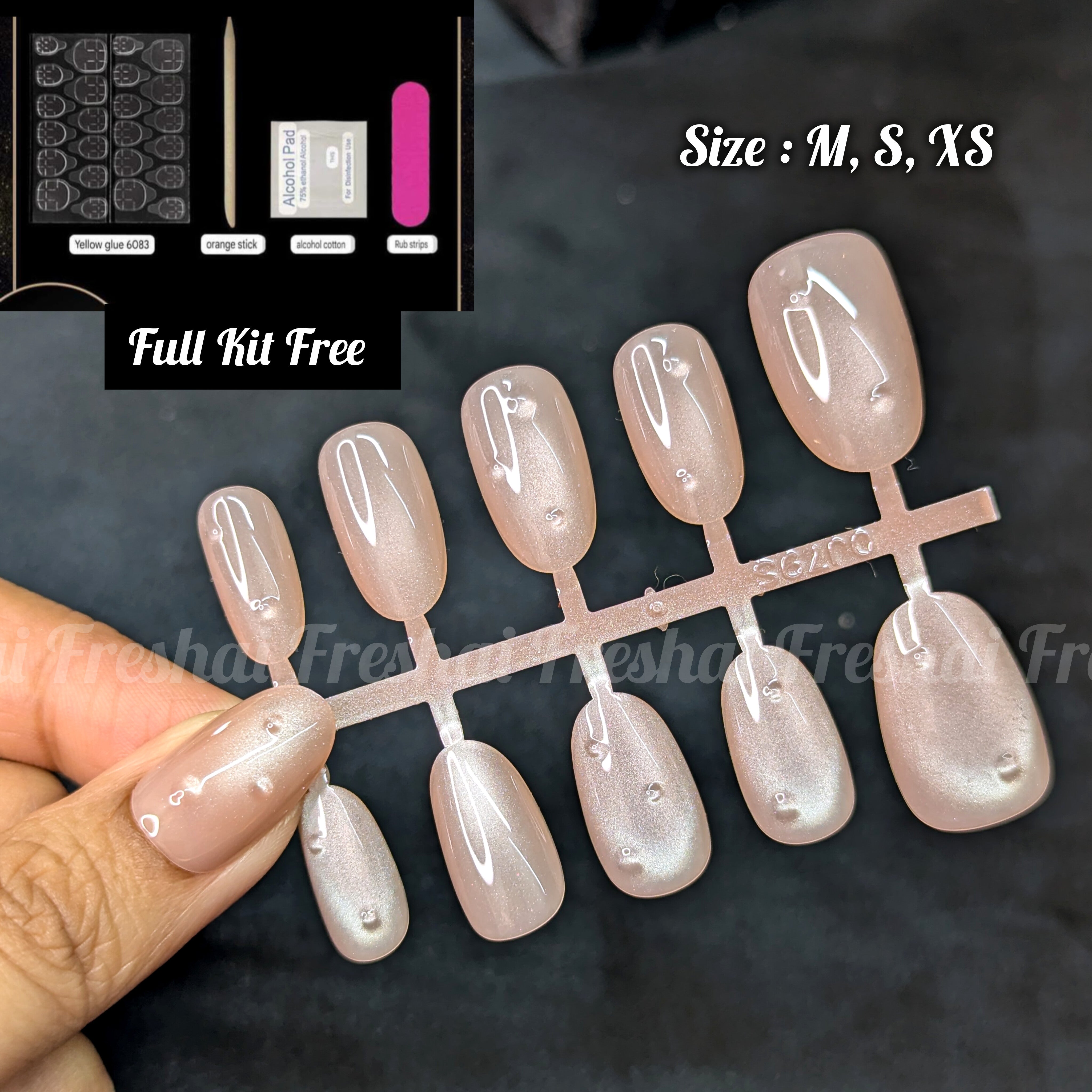 Shimmer Nude Cat Eye 3D Fake Nails