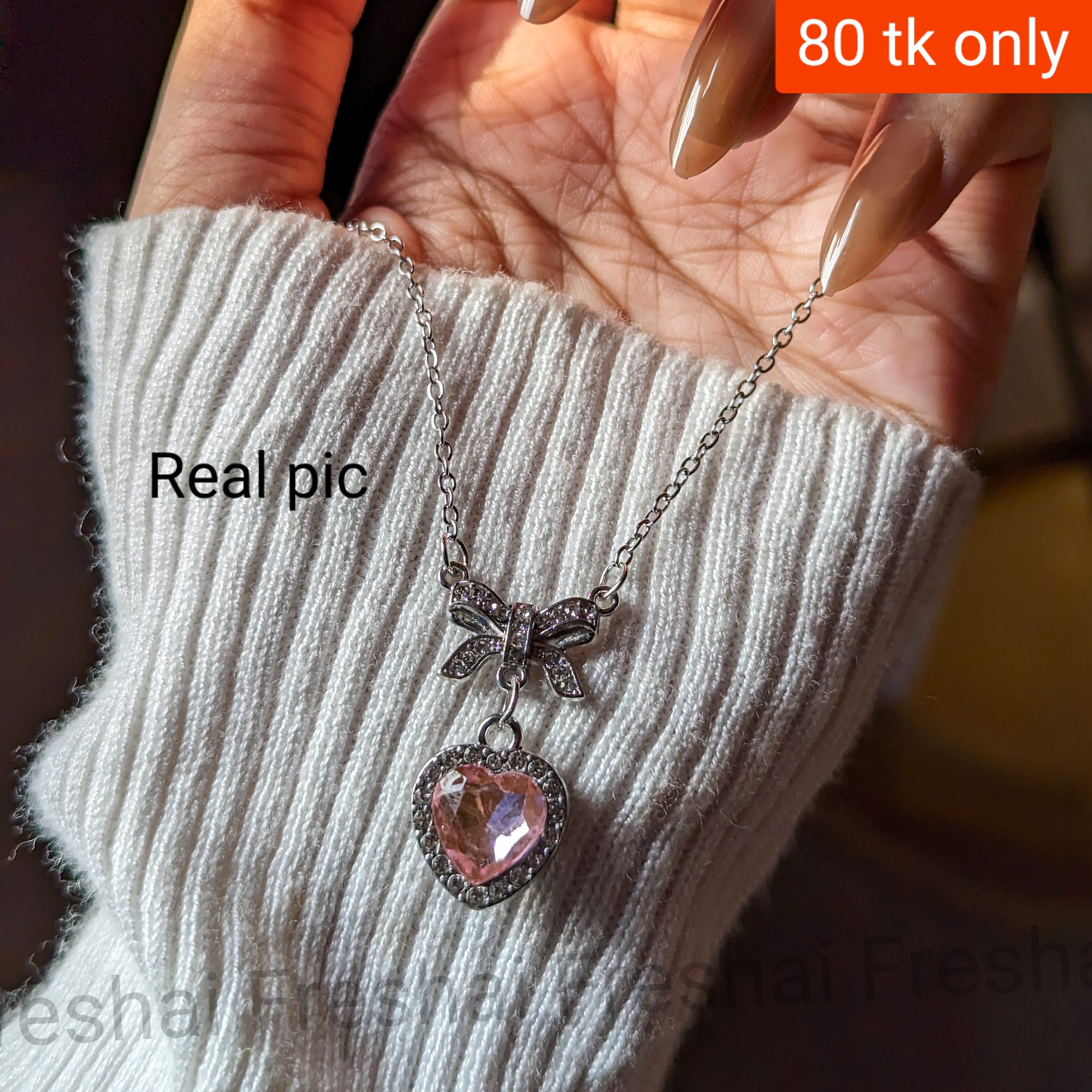 Pinteresty Heart Crystal Pendant