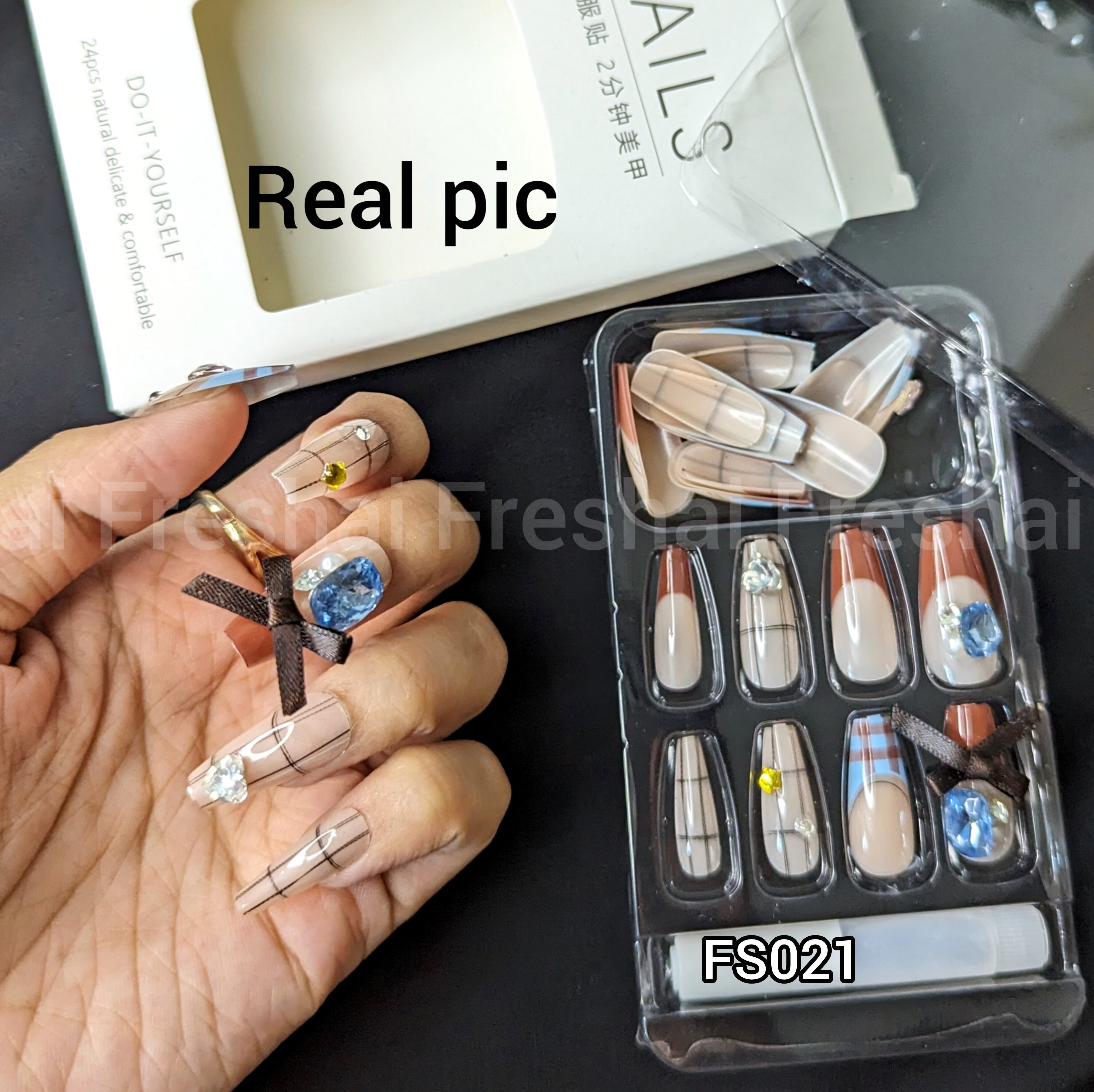 Ribbon Bow Press On Nails