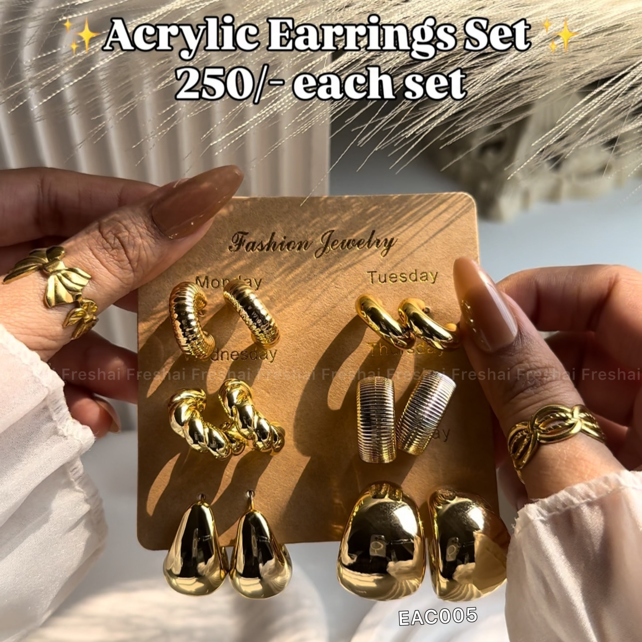 Gold Hoop Earrings Set