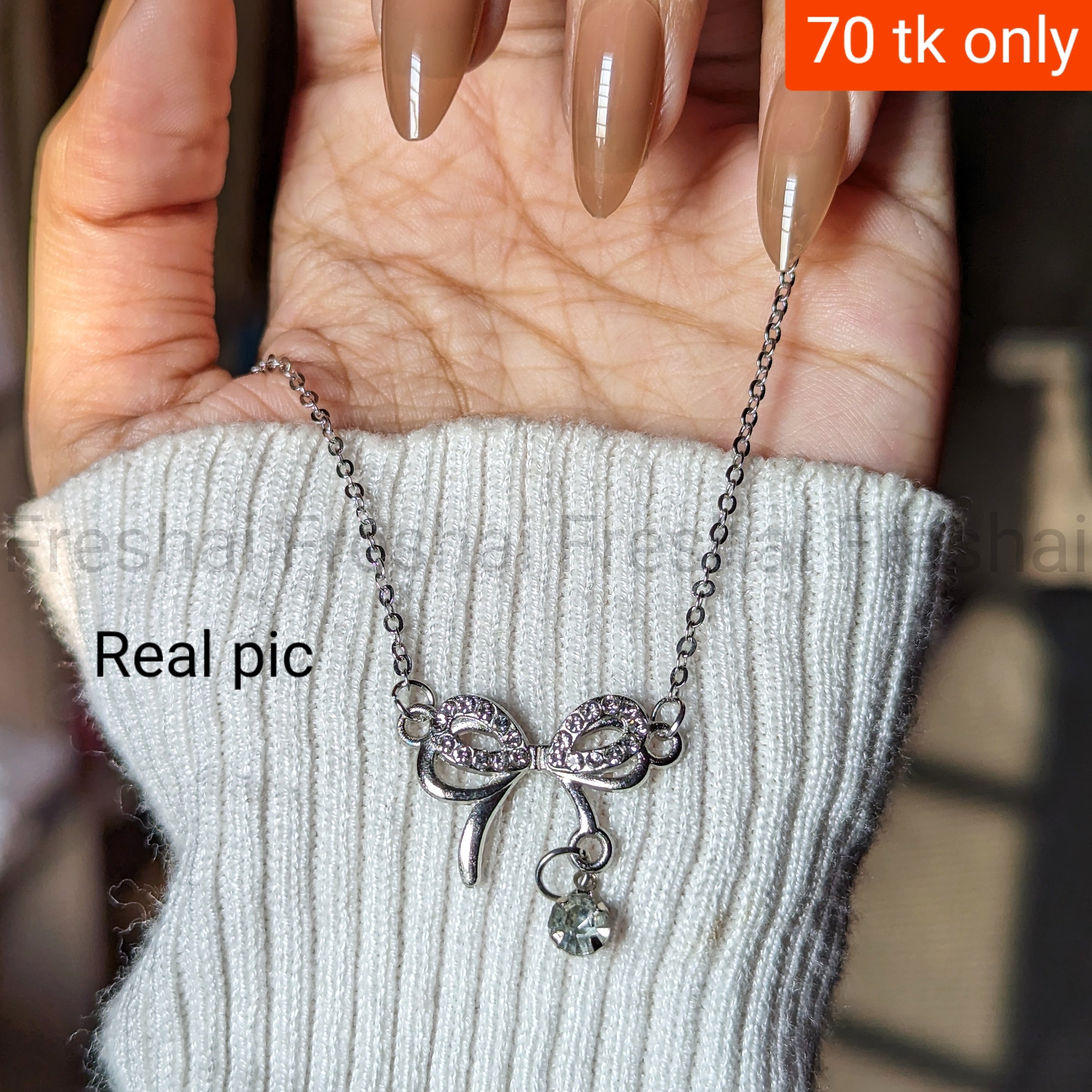 Pinteresty Silver Bow Crystal Pendant