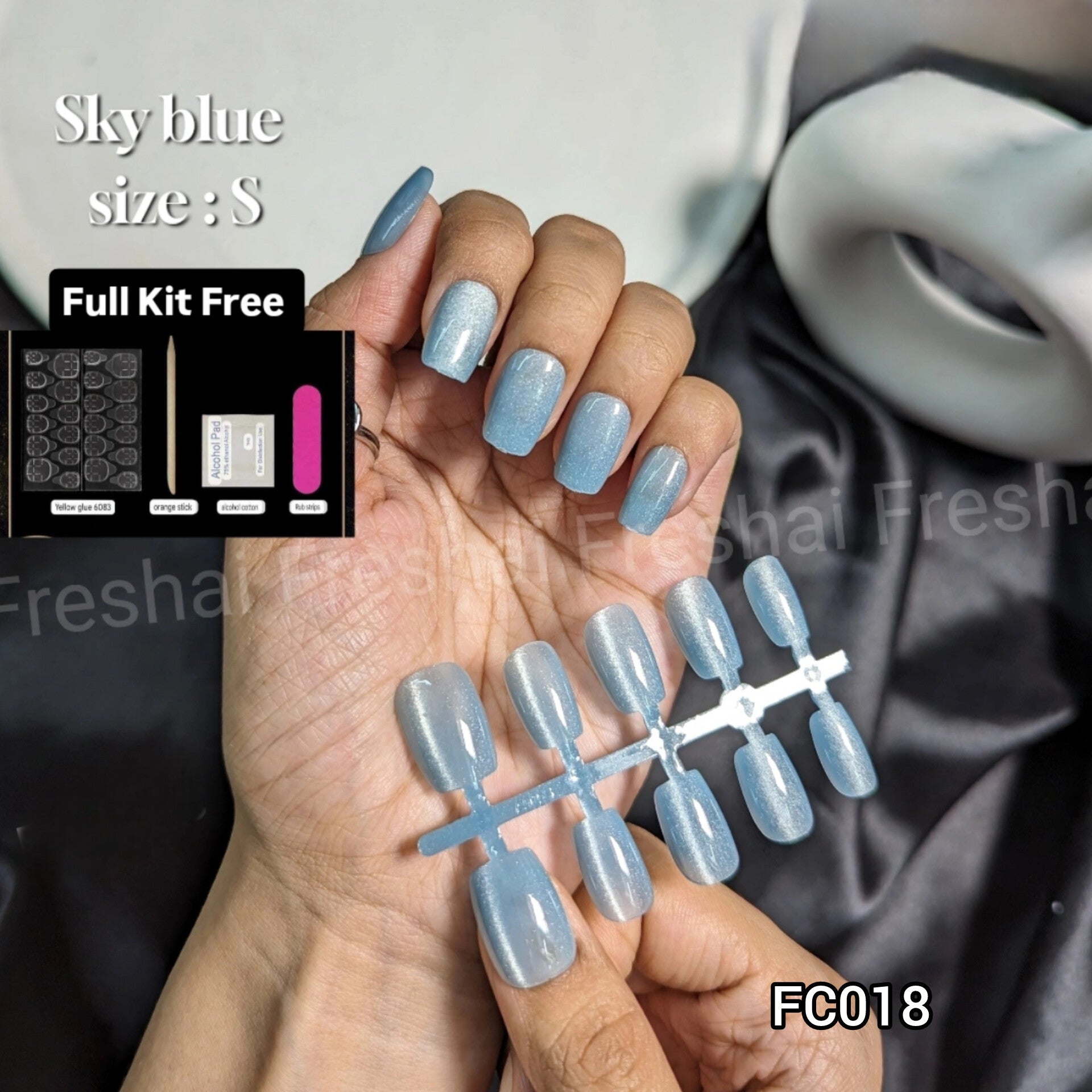 Sky Blue Cat Eye Nails