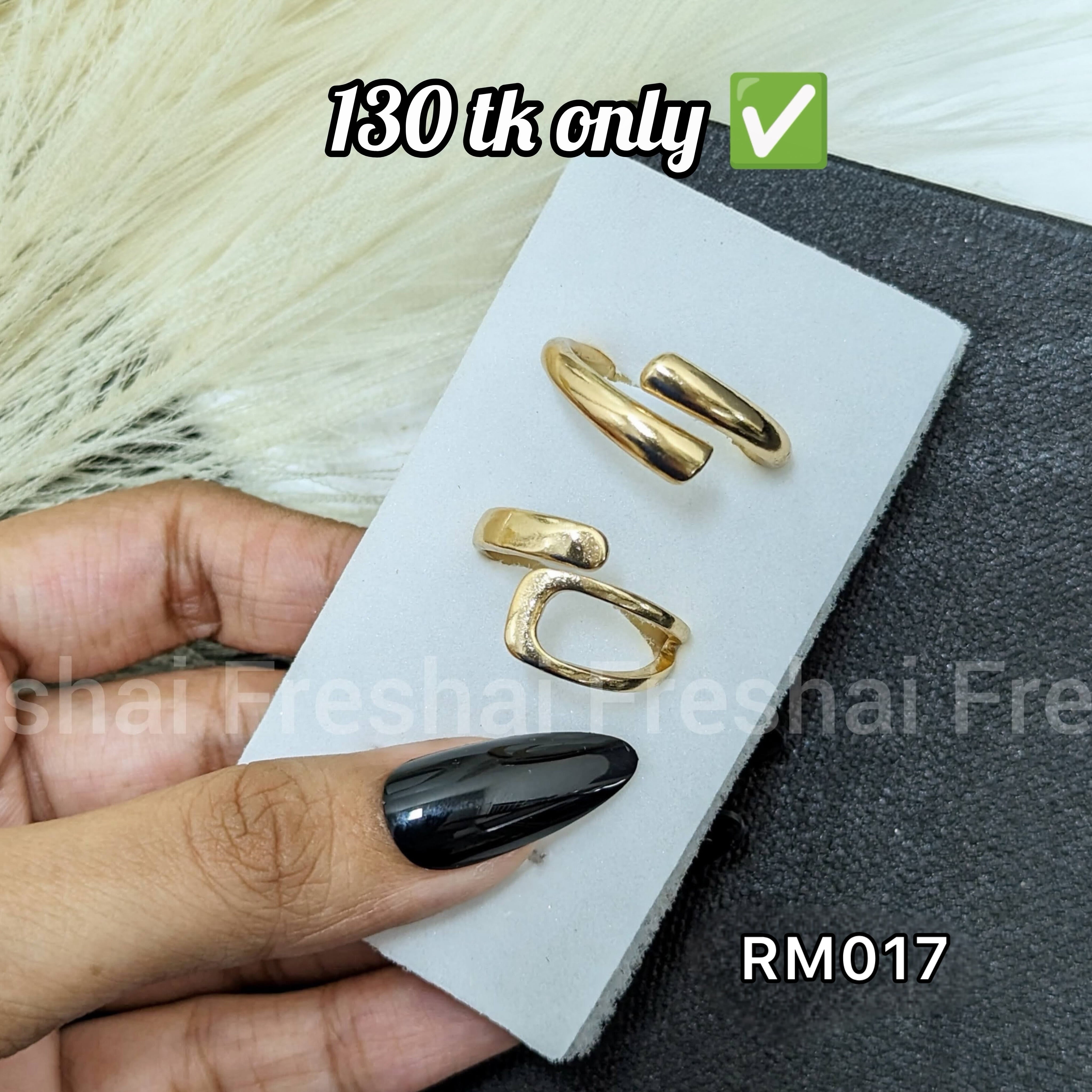 Gold Tone Metallic Ring Set