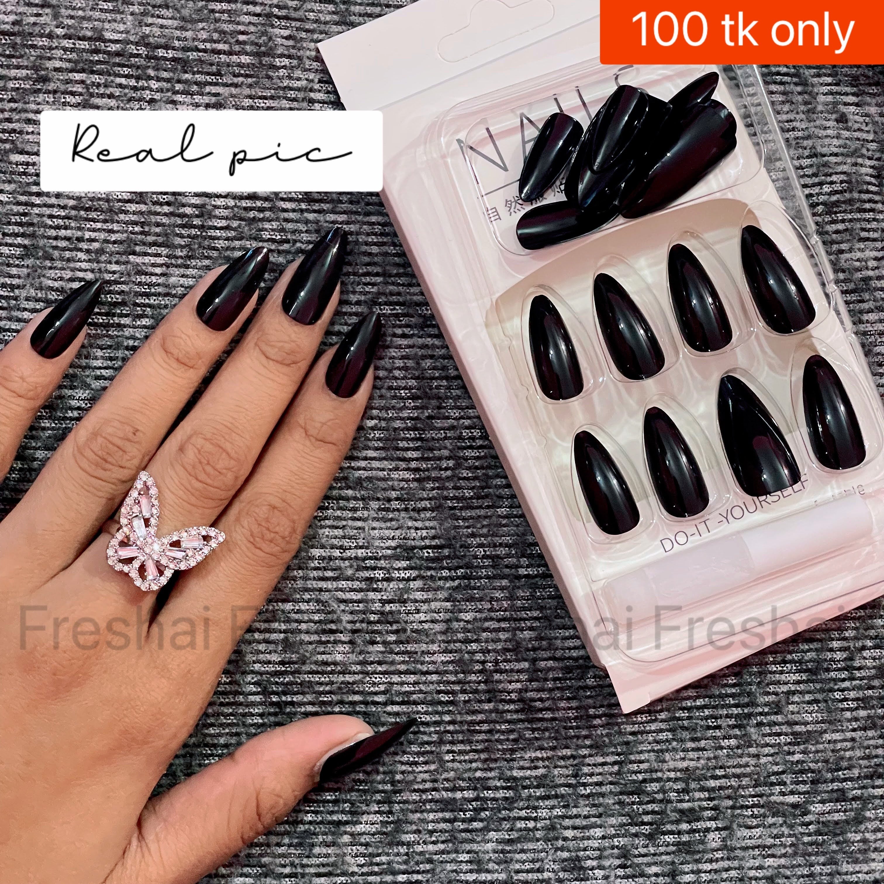 Almond Shaped Black Press On Nails