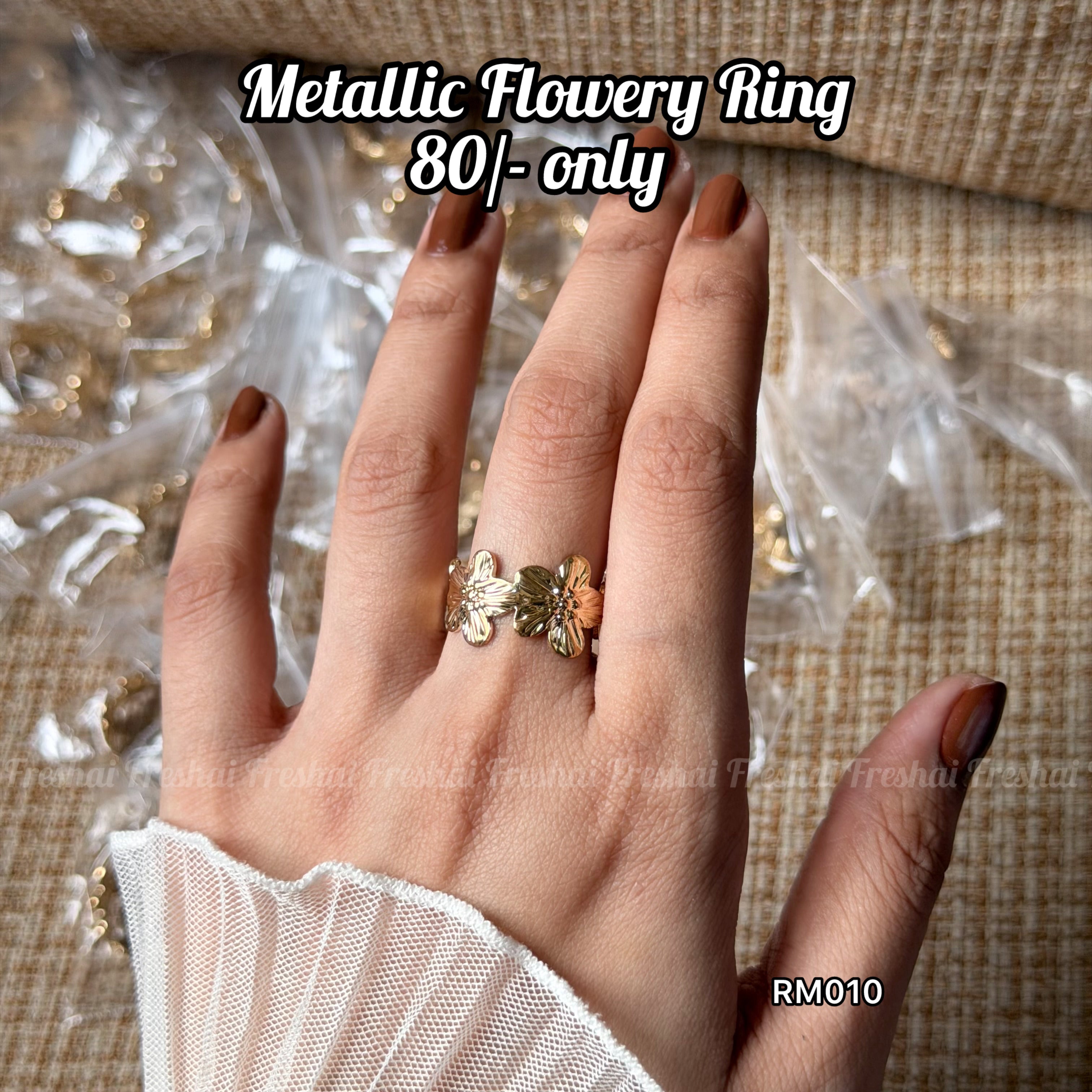 Flowery Metallic Ring