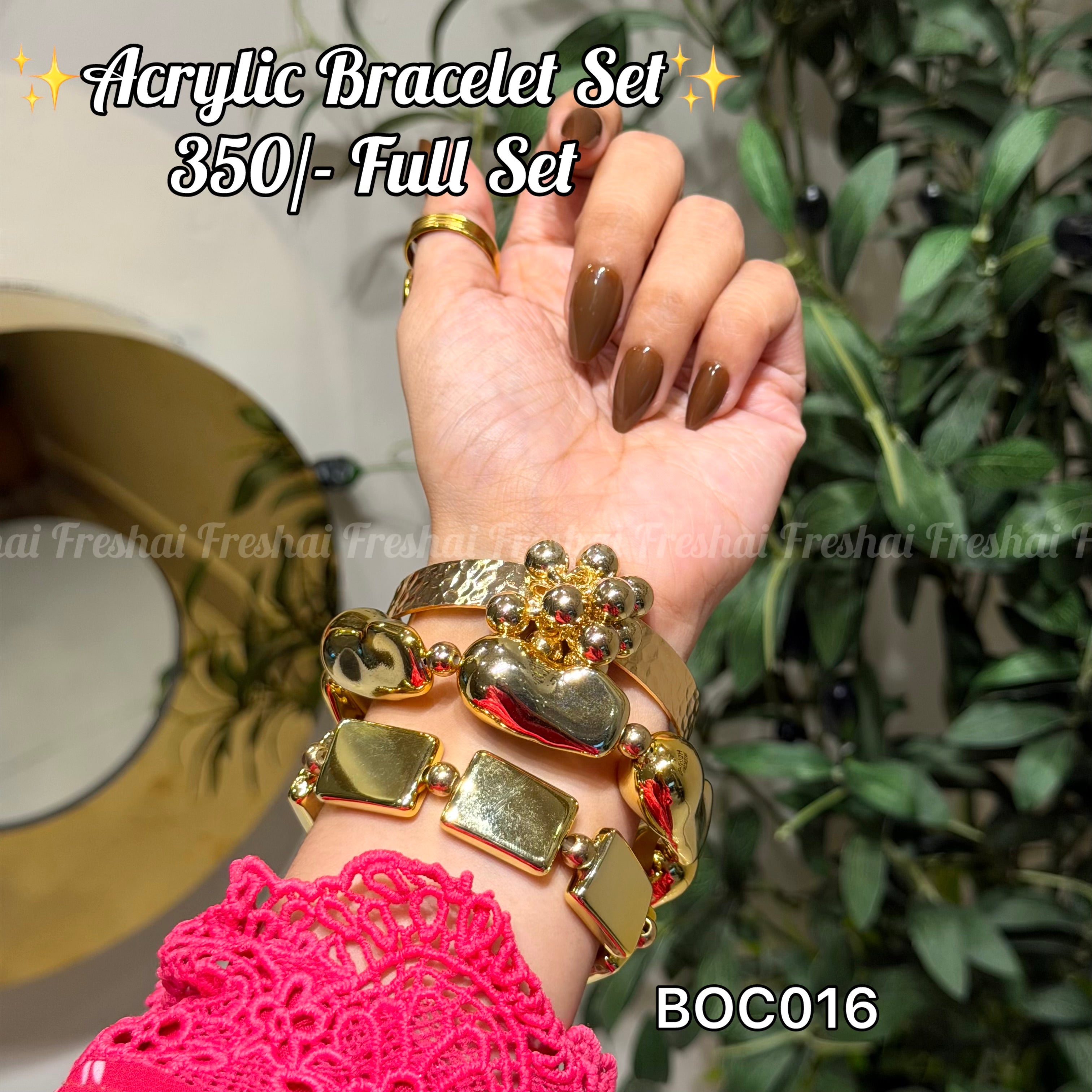 Chunky Gold Textured Acrylic Bracelet Set