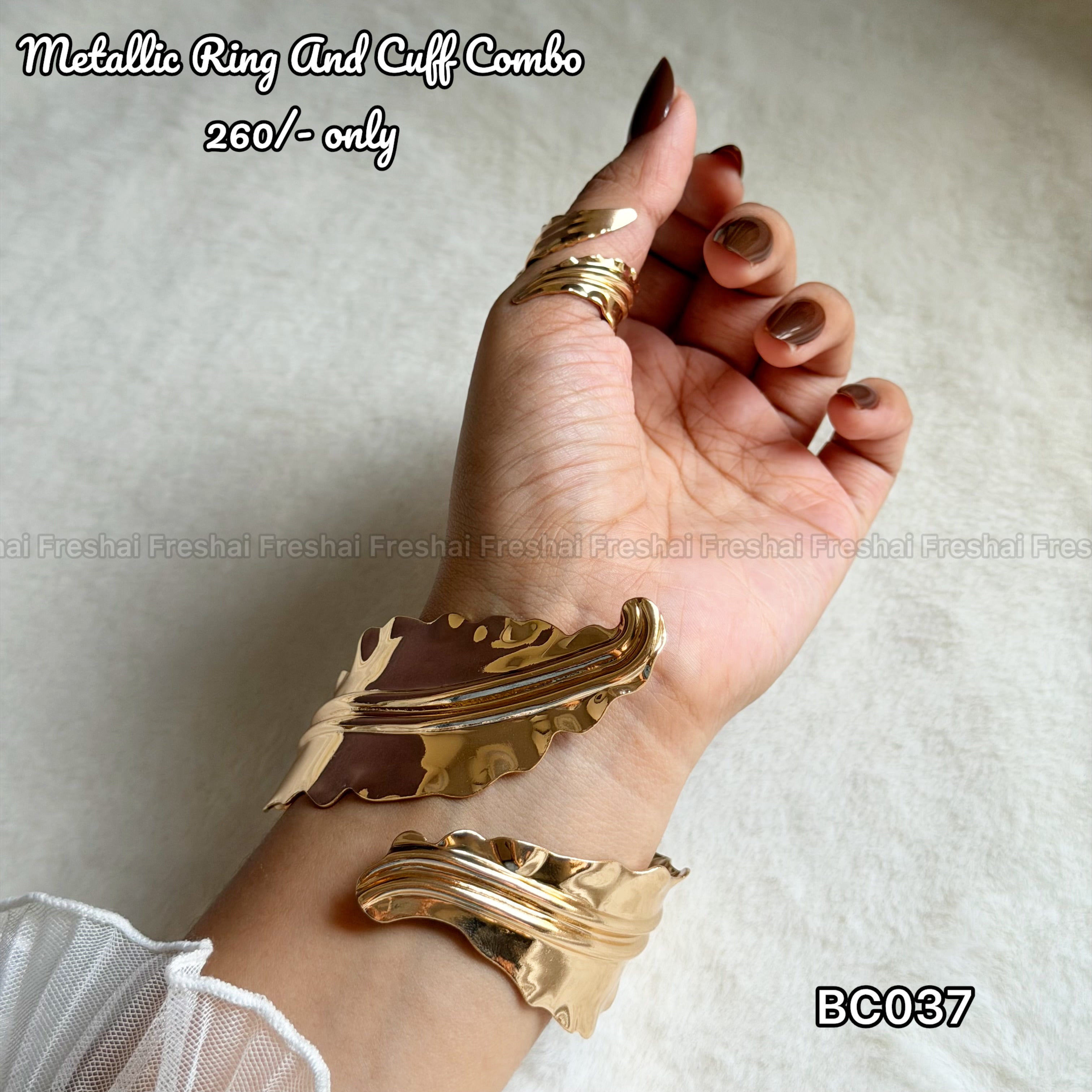 Layered Feather Metallic Ring & Cuff Combo