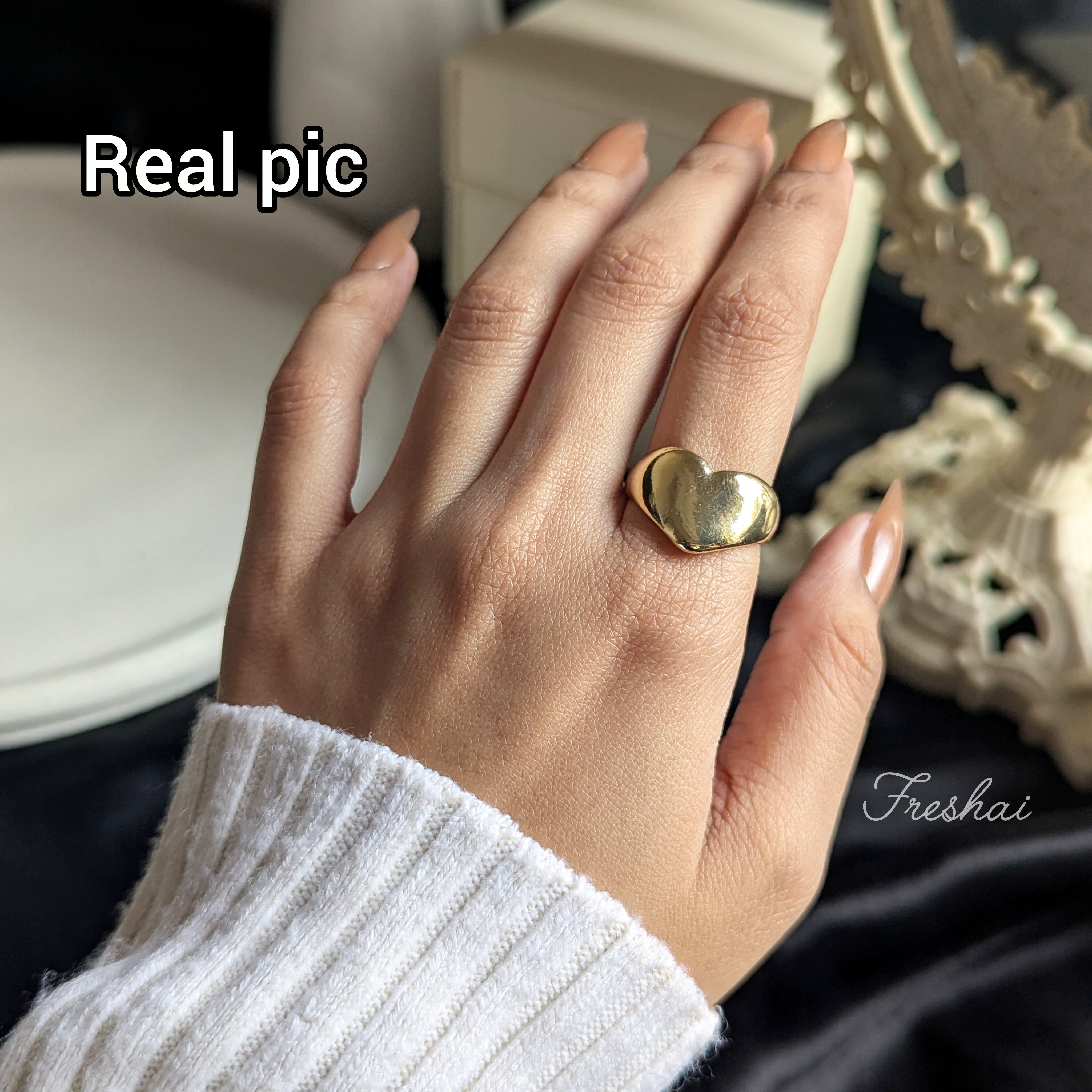 Heart Signet Ring ( Golden )